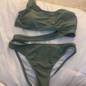 Swimsuit MM woman’s green